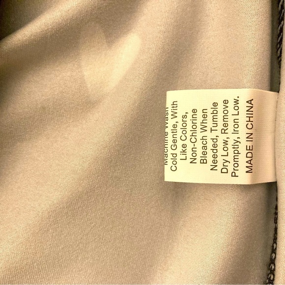 Nightgown women’s XL black with white hearts - Picture 7 of 7